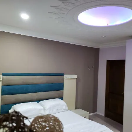 Botanic Park Apartment