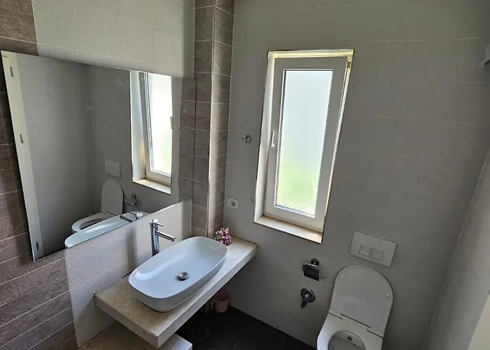 Botanic Park 티라나