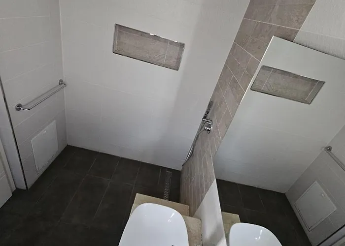 Botanic Park Apartman Tirana